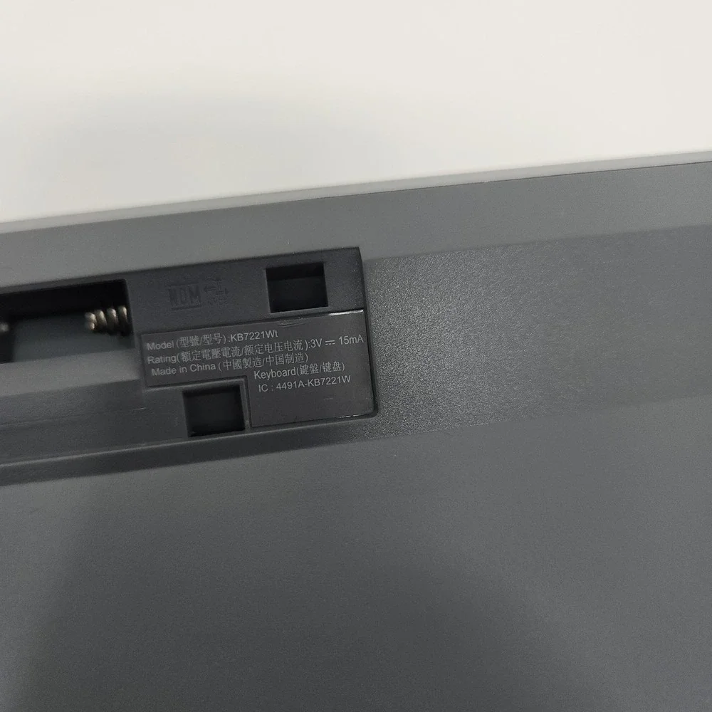 Dell KB7221WT Wireless Bluetooth Wireless Keyboard Mouse Gray Combo No Dongle
